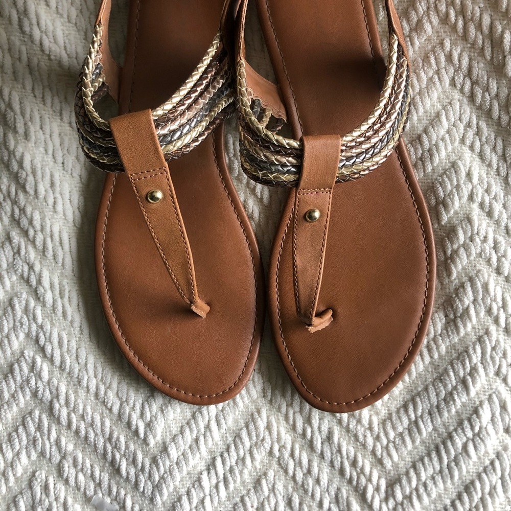 Like new sandals